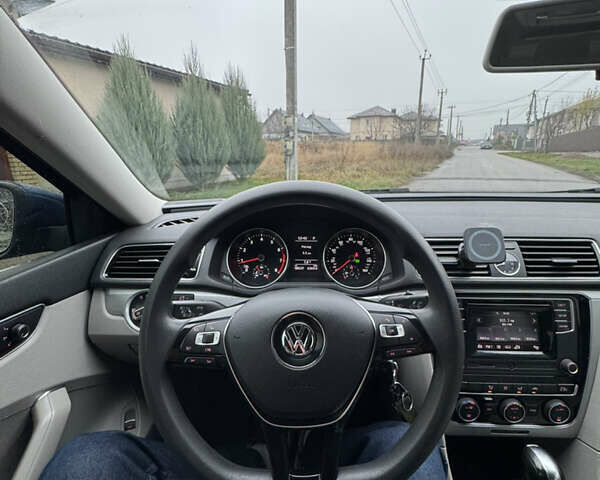 Синій Фольксваген Пассат, об'ємом двигуна 1.8 л та пробігом 98 тис. км за 12500 $, фото 15 на Automoto.ua