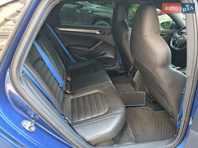 Синий Фольксваген Пассат, объемом двигателя 3.6 л и пробегом 199 тыс. км за 17000 $, фото 10 на Automoto.ua