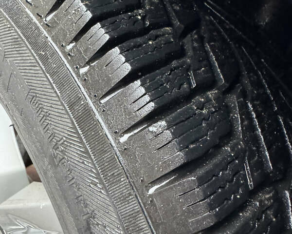 Синій Фольксваген Пассат, об'ємом двигуна 1.8 л та пробігом 98 тис. км за 12500 $, фото 19 на Automoto.ua