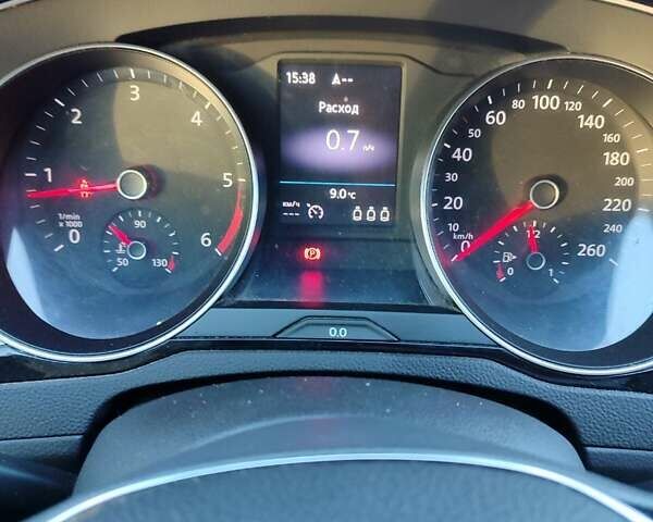 Синий Фольксваген Пассат, объемом двигателя 1.6 л и пробегом 217 тыс. км за 14300 $, фото 10 на Automoto.ua