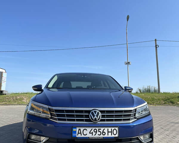 Синій Фольксваген Пассат, об'ємом двигуна 1.8 л та пробігом 226 тис. км за 12999 $, фото 2 на Automoto.ua