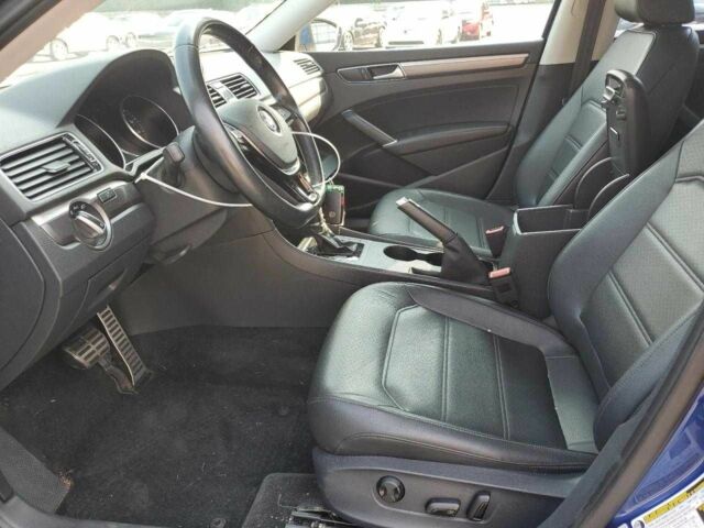 Синій Фольксваген Пассат, об'ємом двигуна 1.8 л та пробігом 129 тис. км за 1400 $, фото 6 на Automoto.ua