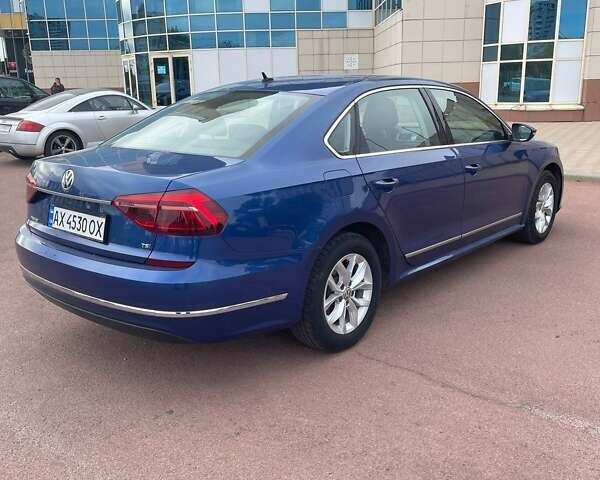 Синий Фольксваген Пассат, объемом двигателя 1.8 л и пробегом 112 тыс. км за 13000 $, фото 3 на Automoto.ua