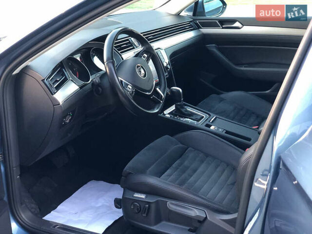 Синій Фольксваген Пассат, об'ємом двигуна 2 л та пробігом 263 тис. км за 16200 $, фото 2 на Automoto.ua