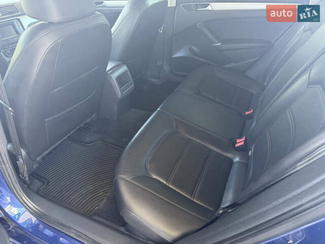 Синий Фольксваген Пассат, объемом двигателя 1.8 л и пробегом 110 тыс. км за 12800 $, фото 9 на Automoto.ua