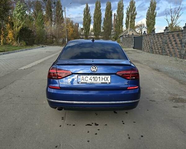 Фольксваген Пассат 2016 в Луцке на Automoto.ua Синий Фольксваген Пассат, объемом двигателя 1.8 л и пробегом 255 тыс. км за 12199 $, фото 6 на Automoto.ua