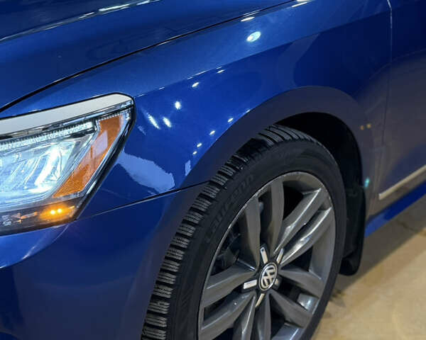 Синій Фольксваген Пассат, об'ємом двигуна 1.78 л та пробігом 159 тис. км за 11500 $, фото 13 на Automoto.ua