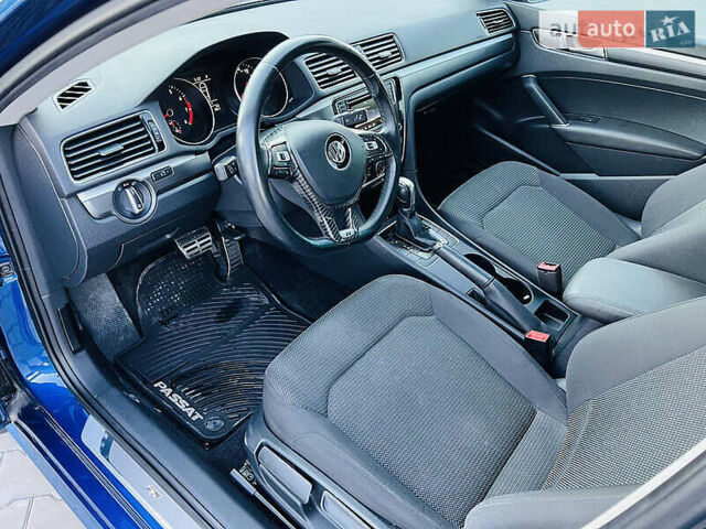 Синий Фольксваген Пассат, объемом двигателя 1.8 л и пробегом 119 тыс. км за 13399 $, фото 5 на Automoto.ua