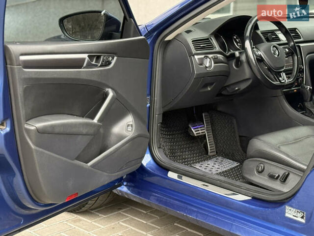 Синій Фольксваген Пассат, об'ємом двигуна 1.8 л та пробігом 179 тис. км за 12999 $, фото 28 на Automoto.ua