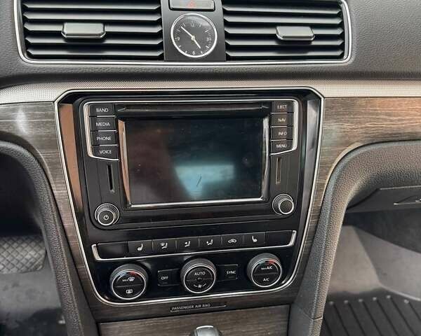 Синій Фольксваген Пассат, об'ємом двигуна 1.8 л та пробігом 196 тис. км за 13500 $, фото 2 на Automoto.ua