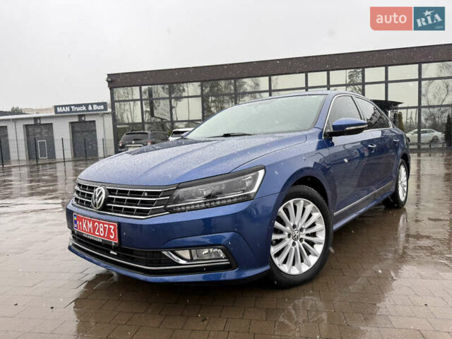 Синий Фольксваген Пассат, объемом двигателя 1.8 л и пробегом 197 тыс. км за 12599 $, фото 1 на Automoto.ua