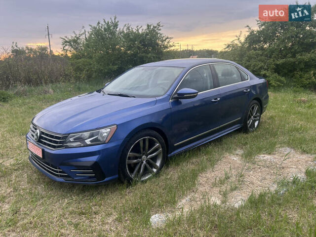 Синій Фольксваген Пассат, об'ємом двигуна 1.8 л та пробігом 270 тис. км за 11800 $, фото 2 на Automoto.ua