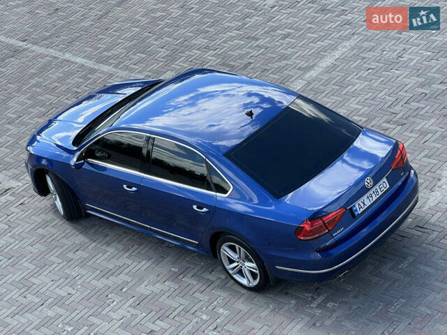 Синій Фольксваген Пассат, об'ємом двигуна 1.8 л та пробігом 120 тис. км за 15000 $, фото 12 на Automoto.ua