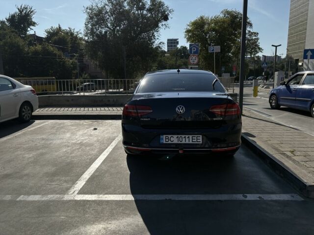 Синий Фольксваген Пассат, объемом двигателя 1.6 л и пробегом 209 тыс. км за 16000 $, фото 3 на Automoto.ua