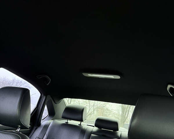 Синий Фольксваген Пассат, объемом двигателя 1.8 л и пробегом 173 тыс. км за 11000 $, фото 14 на Automoto.ua