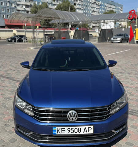 Синий Фольксваген Пассат, объемом двигателя 1.8 л и пробегом 160 тыс. км за 14500 $, фото 2 на Automoto.ua