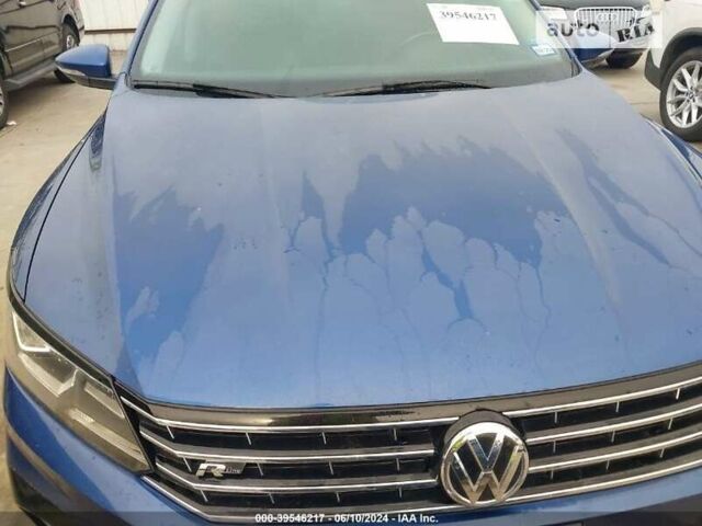 Синий Фольксваген Пассат, объемом двигателя 1.8 л и пробегом 160 тыс. км за 3000 $, фото 4 на Automoto.ua