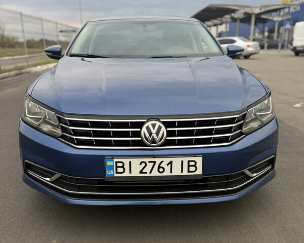 Синій Фольксваген Пассат, об'ємом двигуна 1.8 л та пробігом 130 тис. км за 11499 $, фото 4 на Automoto.ua