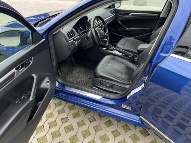 Синий Фольксваген Пассат, объемом двигателя 1.8 л и пробегом 93 тыс. км за 13900 $, фото 3 на Automoto.ua