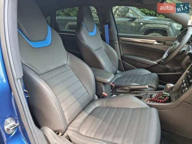 Синий Фольксваген Пассат, объемом двигателя 3.6 л и пробегом 199 тыс. км за 17000 $, фото 9 на Automoto.ua