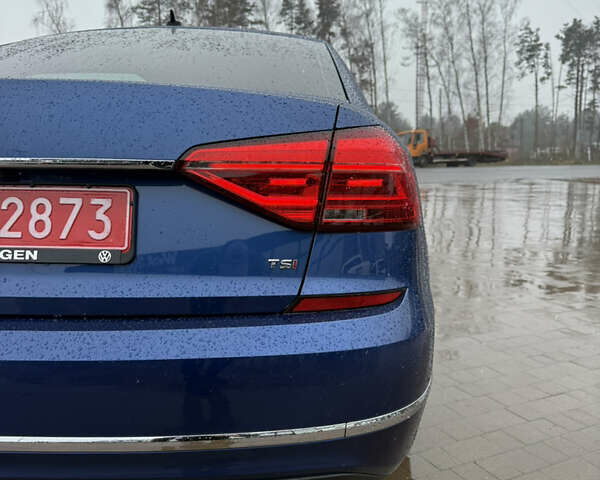 Синий Фольксваген Пассат, объемом двигателя 1.8 л и пробегом 197 тыс. км за 12599 $, фото 15 на Automoto.ua