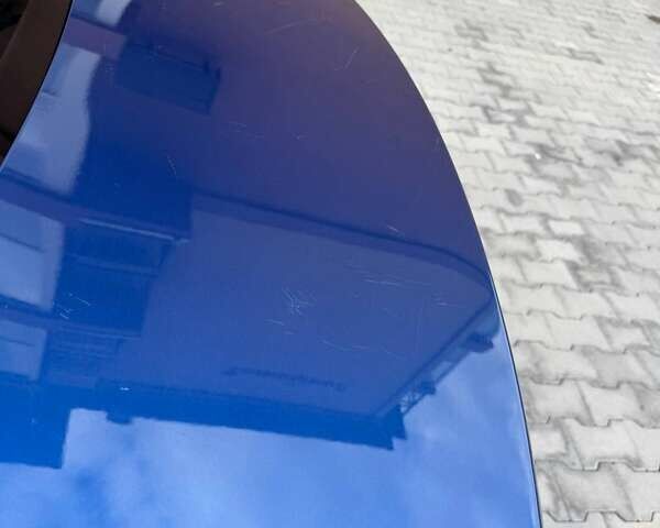 Синій Фольксваген Пассат, об'ємом двигуна 1.8 л та пробігом 196 тис. км за 13500 $, фото 6 на Automoto.ua