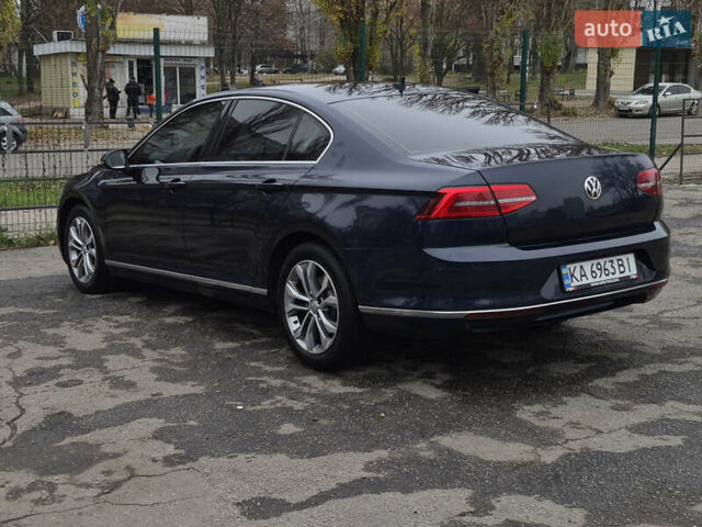 Синій Фольксваген Пассат, об'ємом двигуна 1.4 л та пробігом 257 тис. км за 15000 $, фото 2 на Automoto.ua