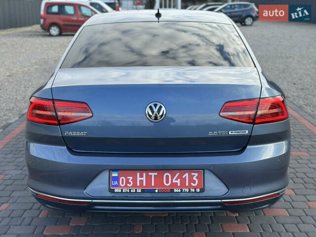 Синій Фольксваген Пассат, об'ємом двигуна 2 л та пробігом 262 тис. км за 16999 $, фото 8 на Automoto.ua