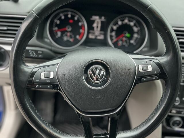 Синий Фольксваген Пассат, объемом двигателя 1.8 л и пробегом 90 тыс. км за 15000 $, фото 6 на Automoto.ua