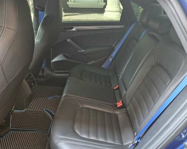 Синий Фольксваген Пассат, объемом двигателя 3.6 л и пробегом 199 тыс. км за 17000 $, фото 6 на Automoto.ua