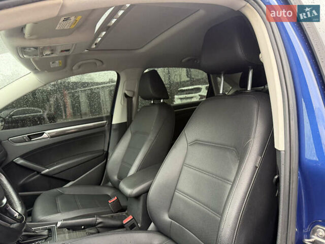 Синий Фольксваген Пассат, объемом двигателя 1.8 л и пробегом 197 тыс. км за 12599 $, фото 24 на Automoto.ua