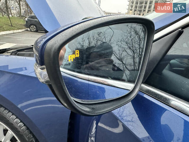 Синій Фольксваген Пассат, об'ємом двигуна 1.8 л та пробігом 173 тис. км за 13800 $, фото 12 на Automoto.ua