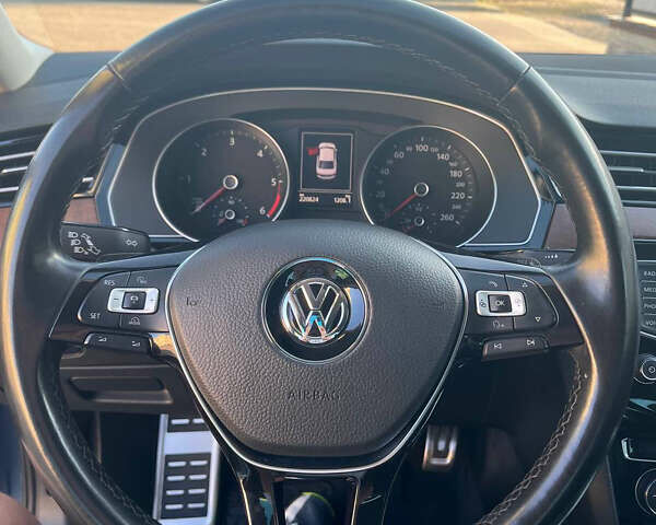 Синий Фольксваген Пассат, объемом двигателя 2 л и пробегом 220 тыс. км за 17400 $, фото 9 на Automoto.ua