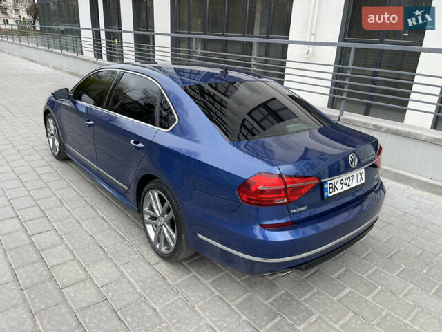 Синий Фольксваген Пассат, объемом двигателя 1.8 л и пробегом 219 тыс. км за 12900 $, фото 7 на Automoto.ua