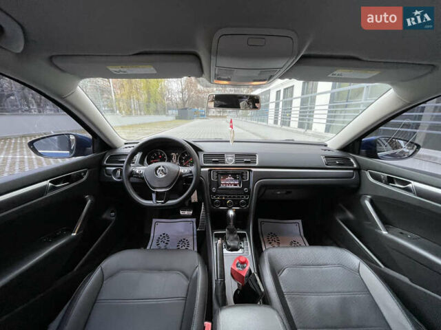 Синий Фольксваген Пассат, объемом двигателя 1.8 л и пробегом 219 тыс. км за 12900 $, фото 17 на Automoto.ua