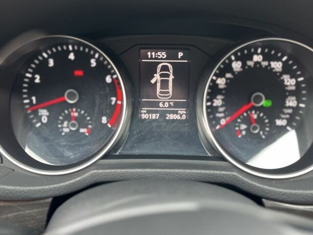 Синий Фольксваген Пассат, объемом двигателя 1.8 л и пробегом 90 тыс. км за 15000 $, фото 5 на Automoto.ua