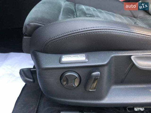 Синій Фольксваген Пассат, об'ємом двигуна 2 л та пробігом 263 тис. км за 16200 $, фото 18 на Automoto.ua