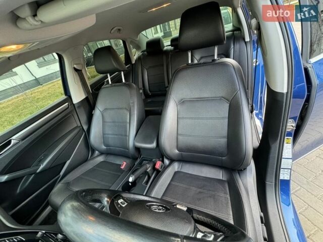 Синій Фольксваген Пассат, об'ємом двигуна 1.8 л та пробігом 161 тис. км за 12900 $, фото 21 на Automoto.ua