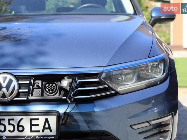 Синій Фольксваген Пассат, об'ємом двигуна 1.4 л та пробігом 203 тис. км за 16500 $, фото 2 на Automoto.ua