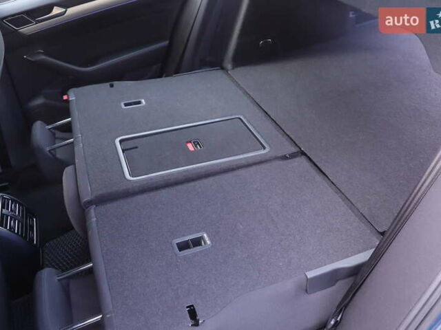 Синій Фольксваген Пассат, об'ємом двигуна 1.4 л та пробігом 203 тис. км за 16500 $, фото 15 на Automoto.ua