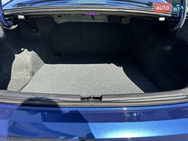 Синий Фольксваген Пассат, объемом двигателя 1.8 л и пробегом 123 тыс. км за 12100 $, фото 10 на Automoto.ua