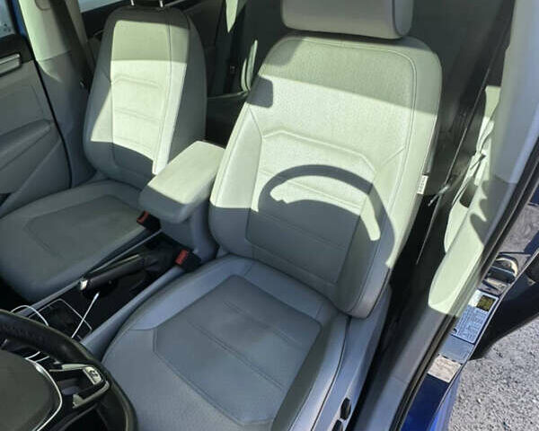 Синий Фольксваген Пассат, объемом двигателя 1.8 л и пробегом 110 тыс. км за 15500 $, фото 26 на Automoto.ua