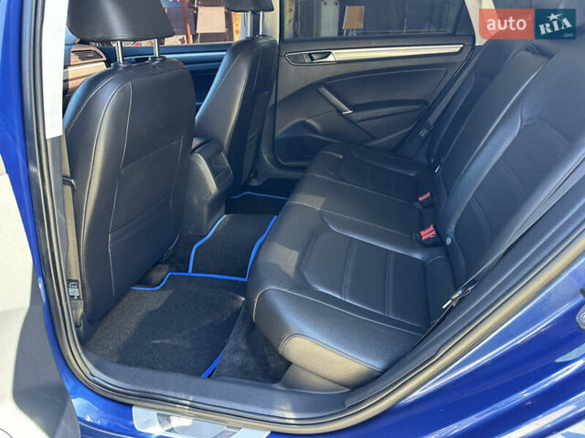 Синий Фольксваген Пассат, объемом двигателя 1.8 л и пробегом 123 тыс. км за 12100 $, фото 8 на Automoto.ua
