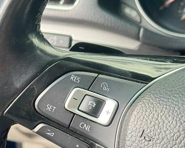 Фольксваген Пассат 2017 в Борисполе на Automoto.ua Синий Фольксваген Пассат, объемом двигателя 1.98 л и пробегом 169 тыс. км за 14900 $, фото 18 на Automoto.ua