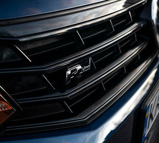 Синий Фольксваген Пассат, объемом двигателя 1.98 л и пробегом 98 тыс. км за 18000 $, фото 19 на Automoto.ua