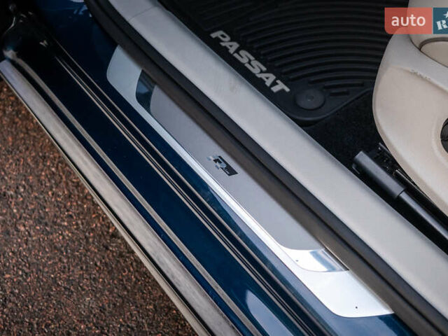 Синий Фольксваген Пассат, объемом двигателя 1.98 л и пробегом 98 тыс. км за 18000 $, фото 25 на Automoto.ua