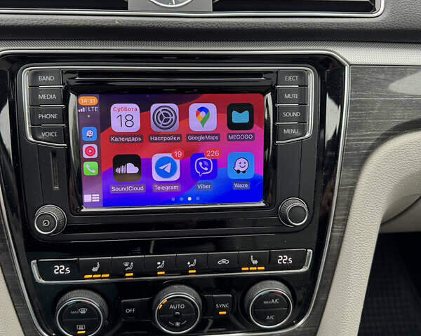 Синий Фольксваген Пассат, объемом двигателя 1.8 л и пробегом 160 тыс. км за 12950 $, фото 80 на Automoto.ua