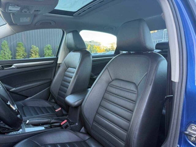 Синий Фольксваген Пассат, объемом двигателя 1.8 л и пробегом 246 тыс. км за 13900 $, фото 11 на Automoto.ua