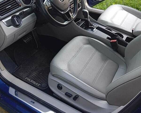 Синій Фольксваген Пассат, об'ємом двигуна 1.8 л та пробігом 110 тис. км за 14500 $, фото 8 на Automoto.ua