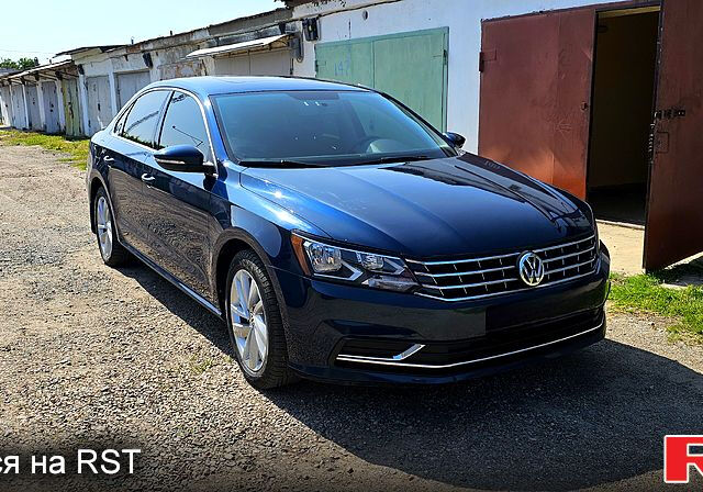 Синий Фольксваген Пассат, объемом двигателя 2 л и пробегом 117 тыс. км за 16850 $, фото 1 на Automoto.ua